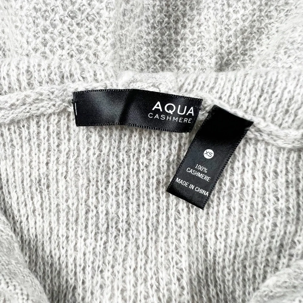 Aqua reposhing this